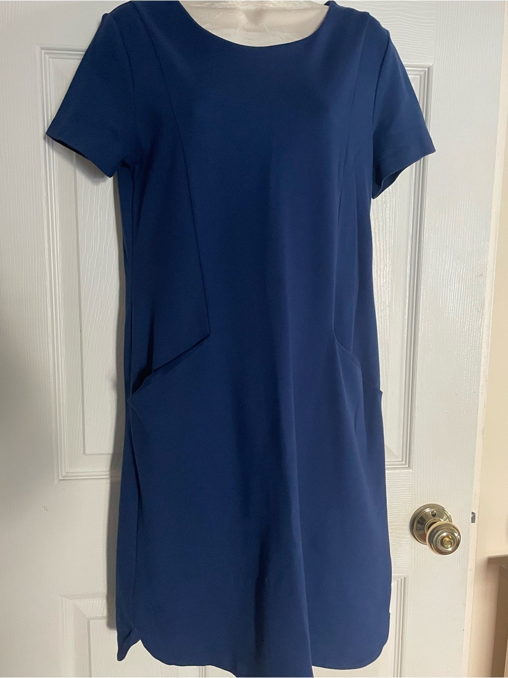Banana Republic Classic Short-Sleeve Navy Shift Dress Size 6
